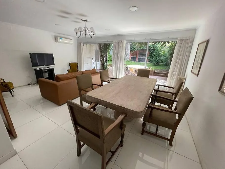 Amplia Casa Cerca De Aristdes Con Patio Y Parilla Villa Mendoza Feriehus